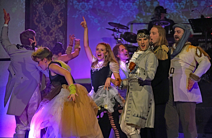 Shakespeares HAMLET | © Opernwerkstatt am Rhein - Sascha von Donat