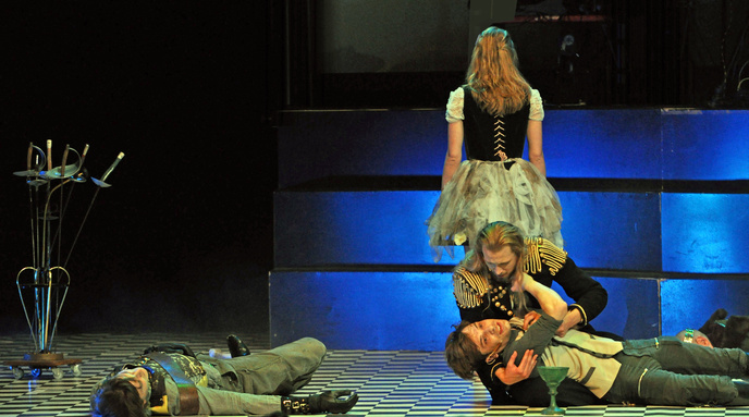 Shakespeares HAMLET | © Opernwerkstatt am Rhein - Sascha von Donat
