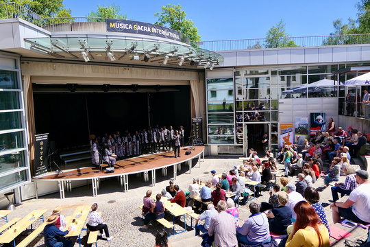 Musica Sacra International - Interkultureller Brunch